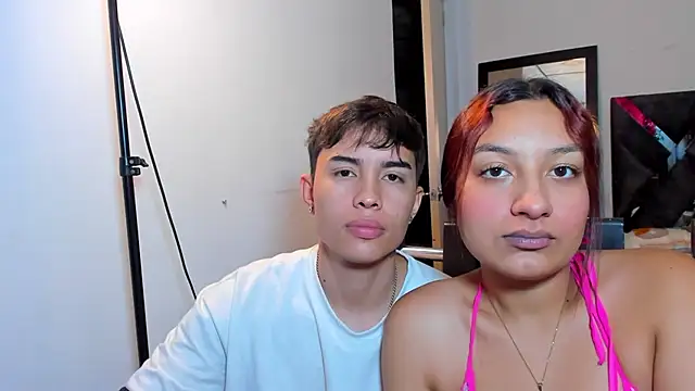 MollyandFher online show from November 29, 2025, 2:36 am