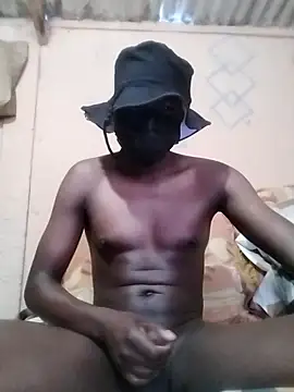 Snapshot of Reajune2001 chatting on November 16, 2025, 8:53 am Reajune2001 online show from November 16, 2025, 8:53 am