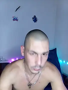 Snapshot of Laurazec chatting on November 5, 2025, 7:25 pm Laurazec online show from November 5, 2025, 7:25 pm