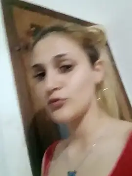 larubia arg online show from November 4, 2025, 4:00 am