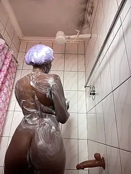 SP1CY MOMMY online show from December 22, 2025, 10:45 am