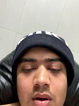 FlashyOcean53 online show from January 8, 2026, 11:23 am