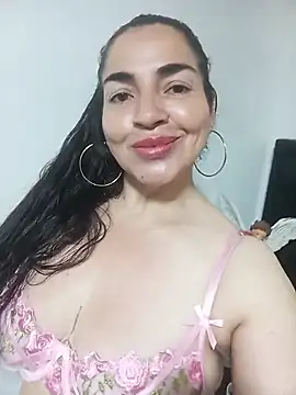 MaryRoze  online show from April 5, 2026, 1:03 am