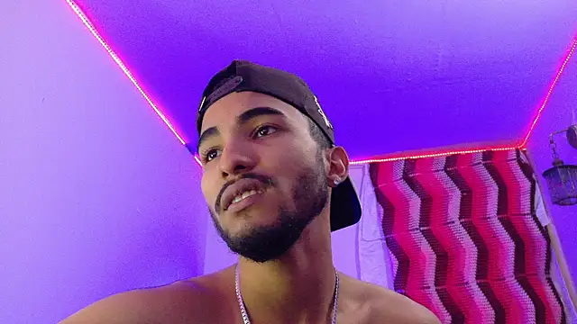 Boy Rockxx online show from November 25, 2025, 3:50 am