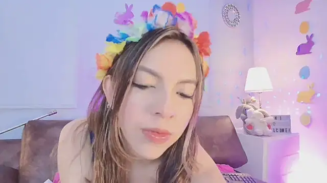 kittyblooms online show from April 10, 2026, 1:05 pm