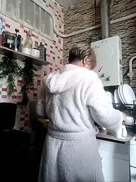 MilkySky online show from February 5, 2026, 7:02 am