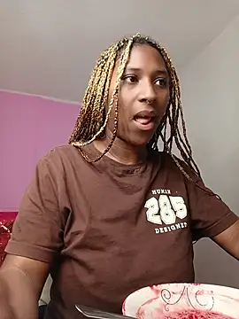 EvonyFoxxx online show from February 23, 2026, 3:48 am