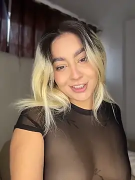 Elina Hills online show from April 18, 2026, 10:10 pm