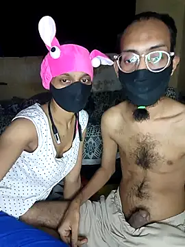 Snapshot of RITU_COUPLE chatting on November 14, 2025, 6:28 pm RITU COUPLE online show from November 14, 2025, 6:28 pm
