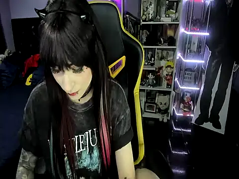 Yummy dark online show from November 14, 2025, 7:07 am