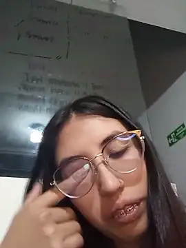 Valk submissive online show from March 13, 2026, 4:08 am