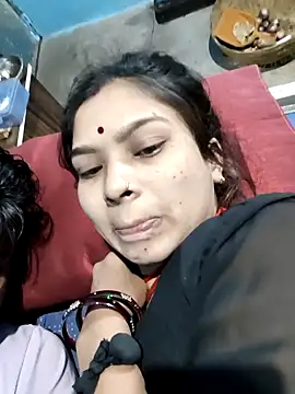 Cute Arushi online show from November 8, 2025, 5:01 pm