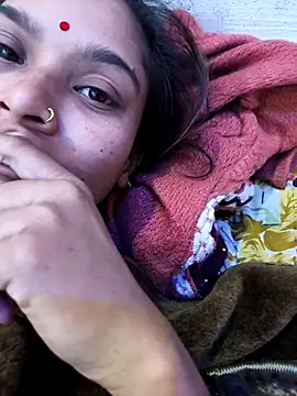 Cute Arushi online show from November 28, 2025, 8:33 pm