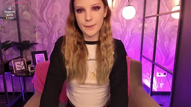 Snapshot of Iris_Fresh chatting on November 20, 2025, 9:14 pm Iris Fresh online show from November 20, 2025, 9:14 pm