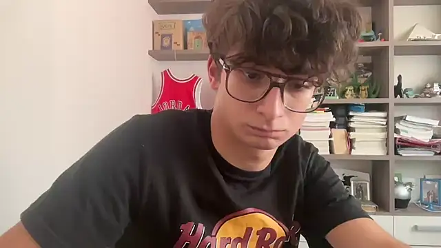 ldekfeklfmkemfk online show from November 5, 2025, 1:55 pm