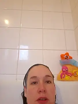 Girlysensuelle online show from December 20, 2025, 8:43 am