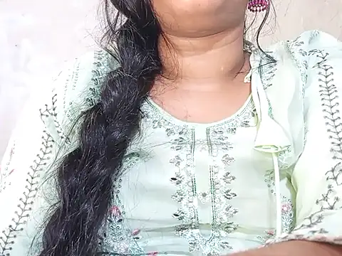 Nancy queen001 online show from November 3, 2025, 7:26 pm