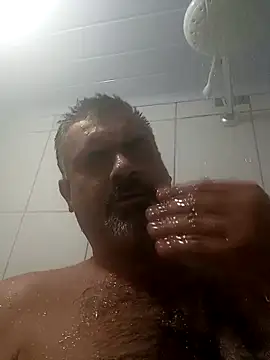 Ricardotarado online show from November 28, 2025, 2:36 am