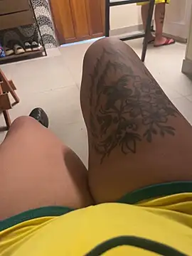 Snapshot of gatitaamelosa chatting on February 6, 2026, 5:49 pm gatitaamelosa online show from February 6, 2026, 5:49 pm