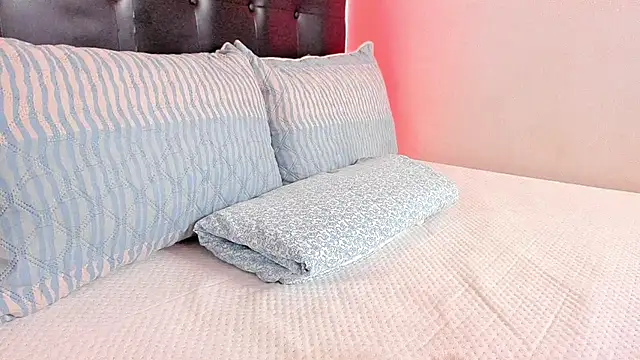 Joseph palaciios online show from November 18, 2025, 10:03 pm