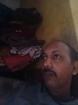 Snapshot of Dhanya752896 chatting on July 20, 2026, 3:43 am Dhanya752896 online show from July 20, 2026, 3:43 am