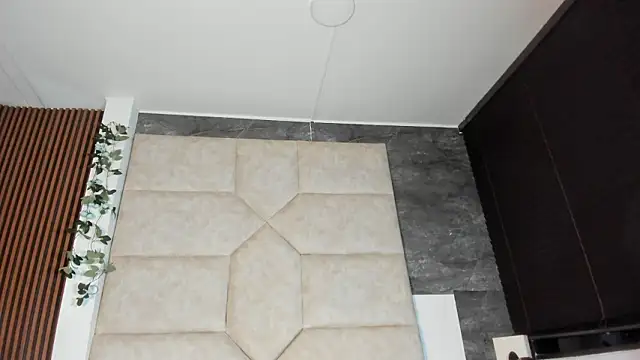 Liia Leens online show from February 20, 2026, 3:36 am