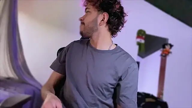 3v1l online show from December 5, 2025, 5:42 pm