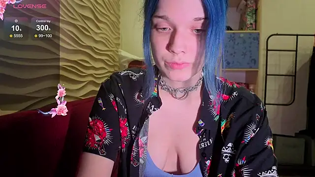 Snapshot of Marci_n chatting on November 3, 2025, 6:09 pm Marci n online show from November 3, 2025, 6:09 pm