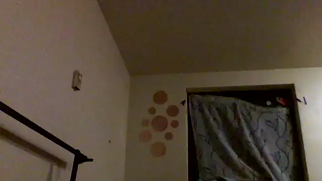 Snapshot of Juicyapplecandy chatting on June 18, 2026, 4:13 am Juicyapplecandy online show from June 18, 2026, 4:13 am