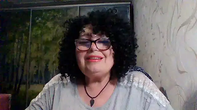 Milaniya606 online show from May 28, 2026, 8:50 pm