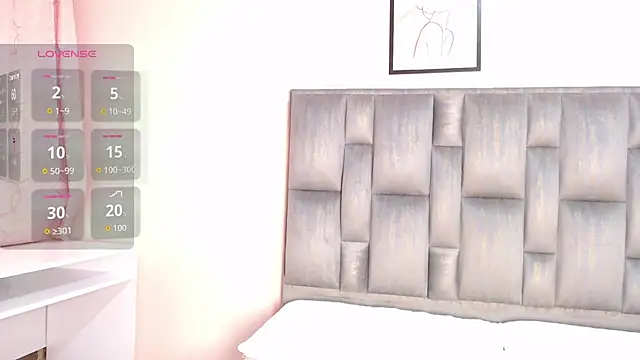 Ailyn77 online show from October 30, 2025, 10:32 pm