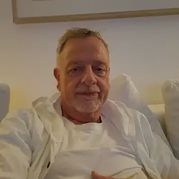 Dennislover007 online show from November 5, 2025, 7:03 pm