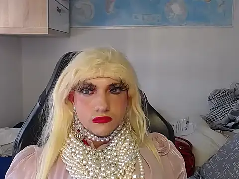 VanesaCrossic online show from January 10, 2026, 9:55 am