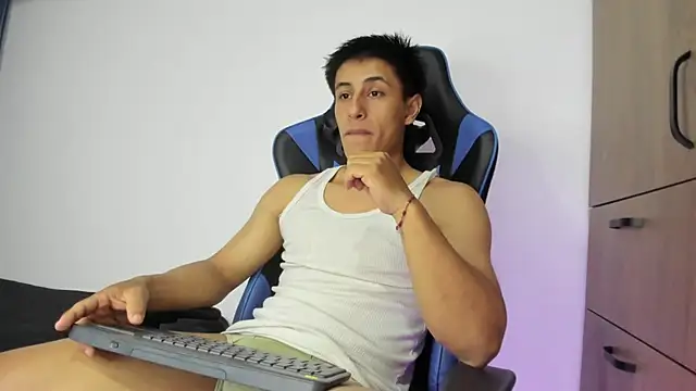 dorman boy online show from November 10, 2025, 2:10 am