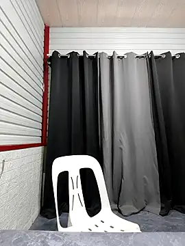 Snapshot of xwildflowerx chatting on November 11, 2025, 2:33 am xwildflowerx online show from November 11, 2025, 2:33 am