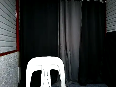 Snapshot of xwildflowerx chatting on December 1, 2025, 3:22 am xwildflowerx online show from December 1, 2025, 3:22 am