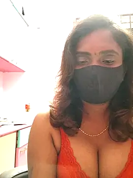 Queen-dhivya online show from January 15, 2026, 8:56 pm