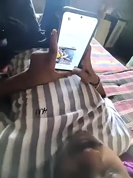 cuteriya5 online show from November 3, 2025, 8:04 am