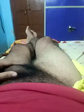 Snapshot of bearslove143 chatting on November 7, 2025, 5:24 pm bearslove143 online show from November 7, 2025, 5:24 pm