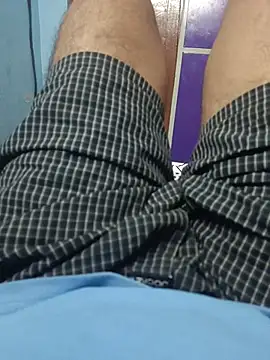 Snapshot of bearslove143 chatting on November 22, 2025, 3:49 am bearslove143 online show from November 22, 2025, 3:49 am