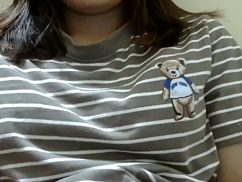 Snapshot of maira_33 chatting on June 6, 2026, 7:51 pm maira 33 online show from June 6, 2026, 7:51 pm