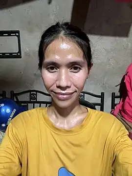 bellaUtops online show from April 20, 2026, 10:44 pm