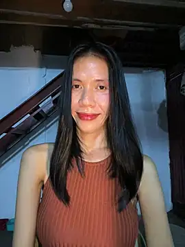 Snapshot of bellaUtops chatting on May 21, 2026, 5:53 pm bellaUtops online show from May 21, 2026, 5:53 pm
