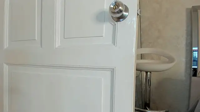 Snapshot of Hela_Strossner chatting on November 23, 2025, 1:16 am Hela Strossner online show from November 23, 2025, 1:16 am