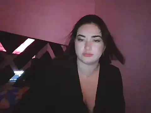 Romina foxxx  online show from November 13, 2025, 11:53 am