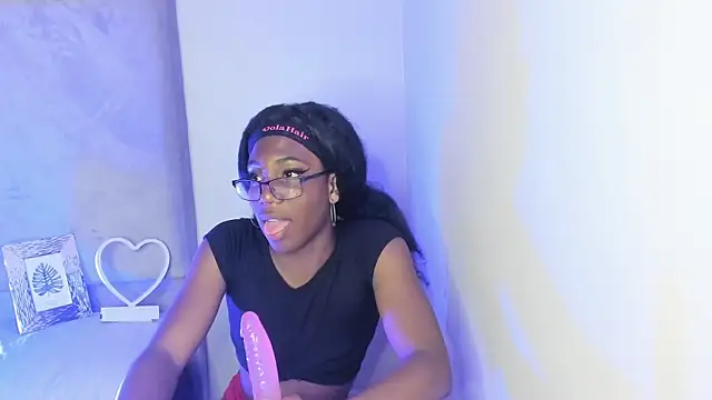 Shelsyissy online show from November 8, 2025, 10:08 pm