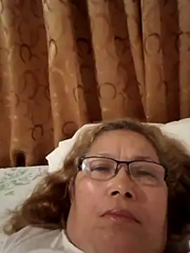 Snapshot of Cessi50 chatting on November 26, 2025, 12:22 am Cessi50 online show from November 26, 2025, 12:22 am