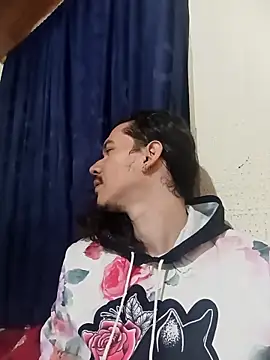 Snapshot of OnixAgata0 chatting on November 13, 2025, 11:58 pm OnixAgata0 online show from November 13, 2025, 11:58 pm