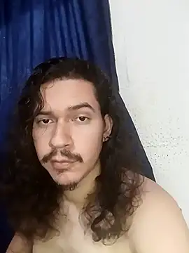 Snapshot of OnixAgata0 chatting on November 23, 2025, 10:42 pm OnixAgata0 online show from November 23, 2025, 10:42 pm