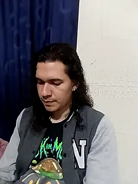 Snapshot of OnixAgata0 chatting on January 9, 2026, 3:53 am OnixAgata0 online show from January 9, 2026, 3:53 am